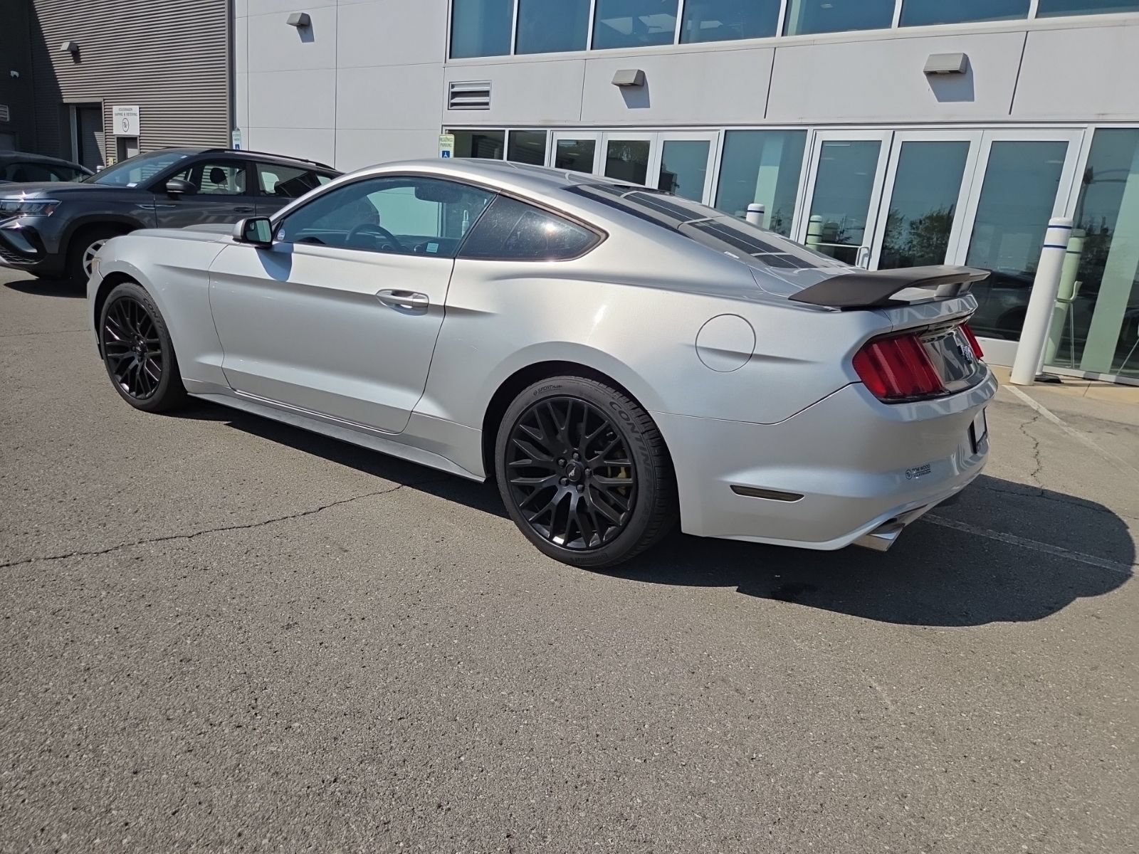 Used 2016 Ford Mustang Coupe RWD image 7