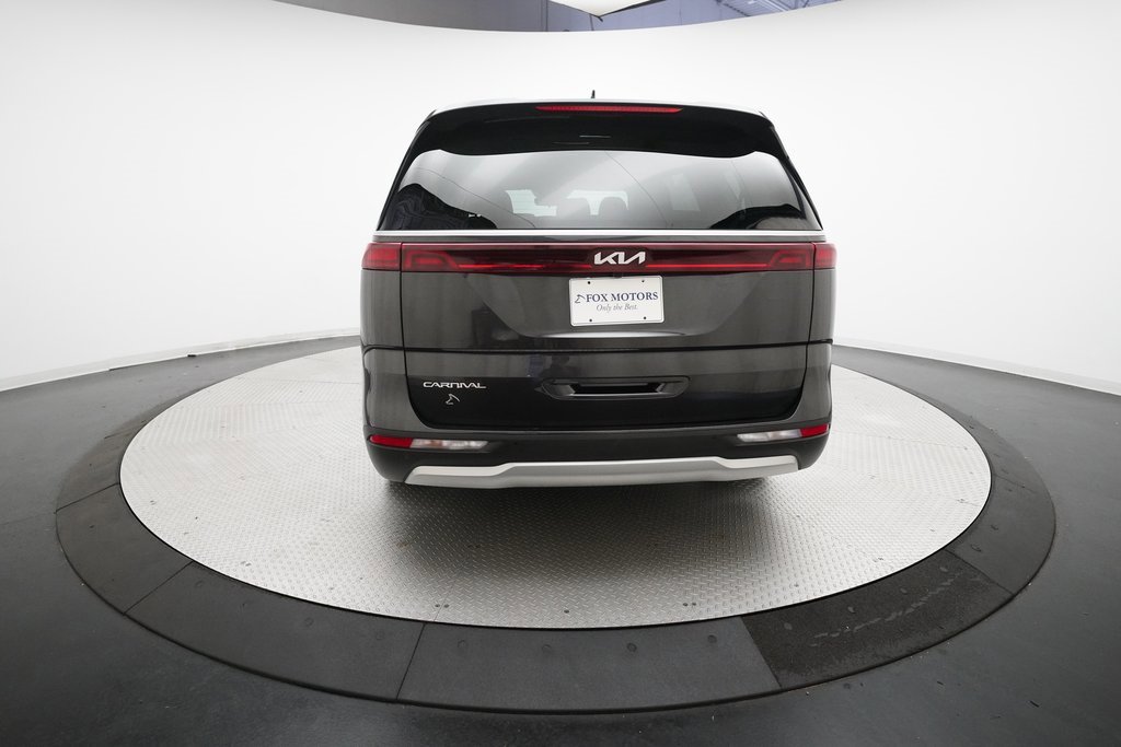 Certified 2024 Kia Carnival LX image 26