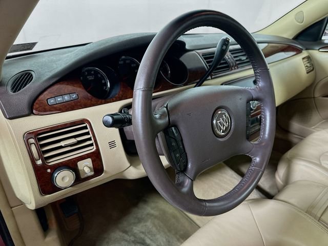 Used 2011 Buick Lucerne CXL w/ Driver Confidence Package FWD image 9