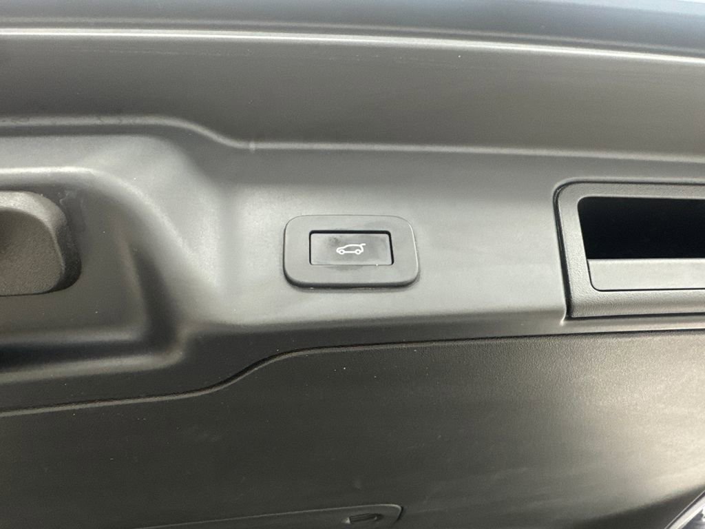 Used 2023 Land Rover Range Rover Evoque S image 83