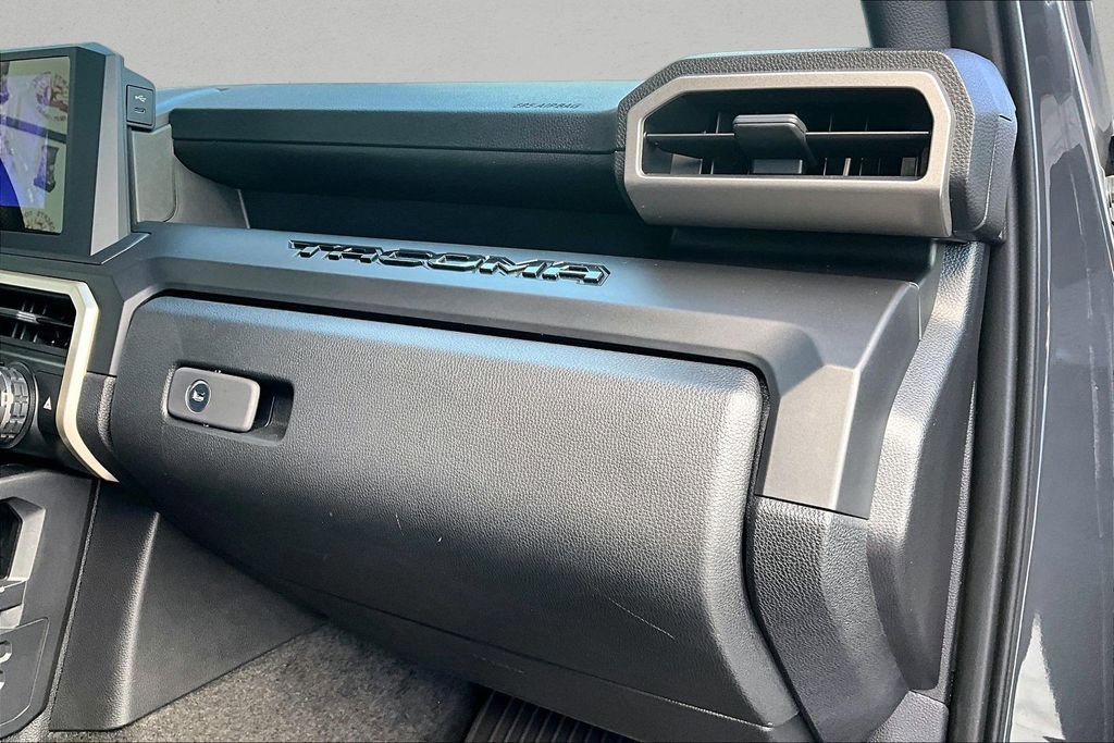 Certified 2025 Toyota Tacoma SR image 21