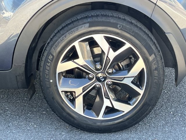 Used 2020 Kia Sportage EX FWD image 11