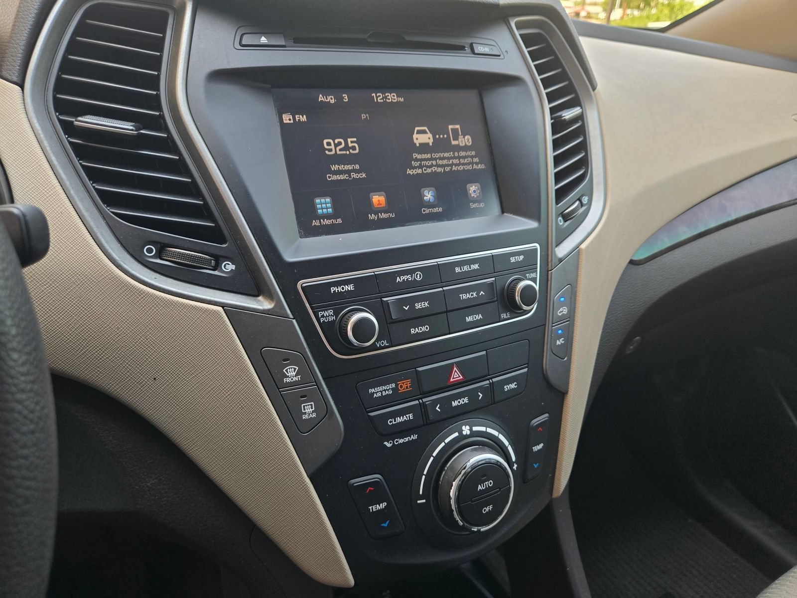 Used 2017 Hyundai Santa Fe Sport FWD image 15