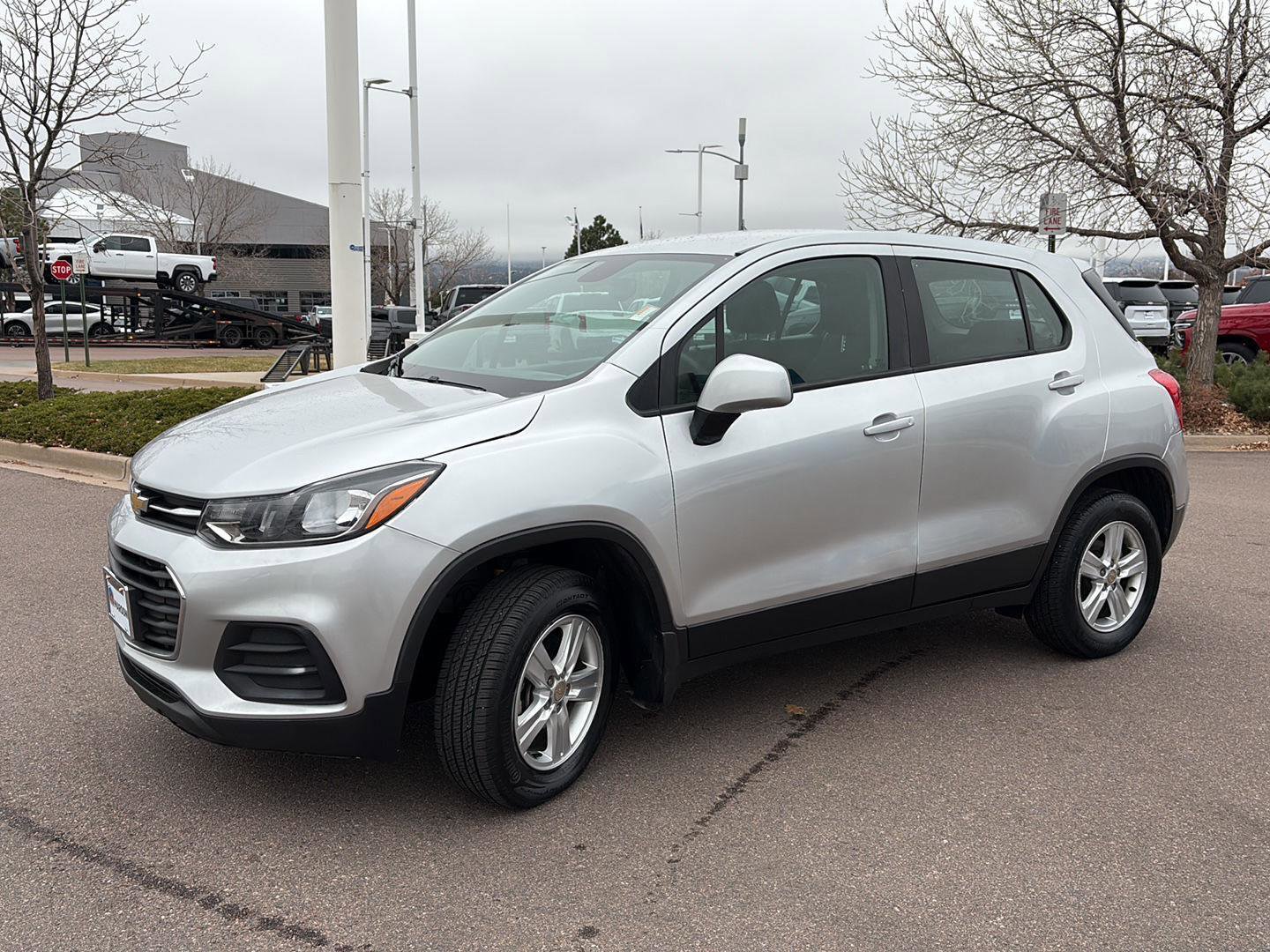 Used 2018 Chevrolet Trax LS image 3