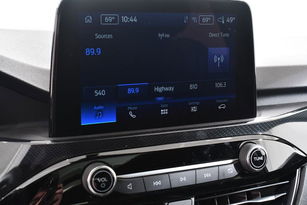 New 2025 Ford Escape ST-Line w/ Cold Weather Package AWD/4WD image 27