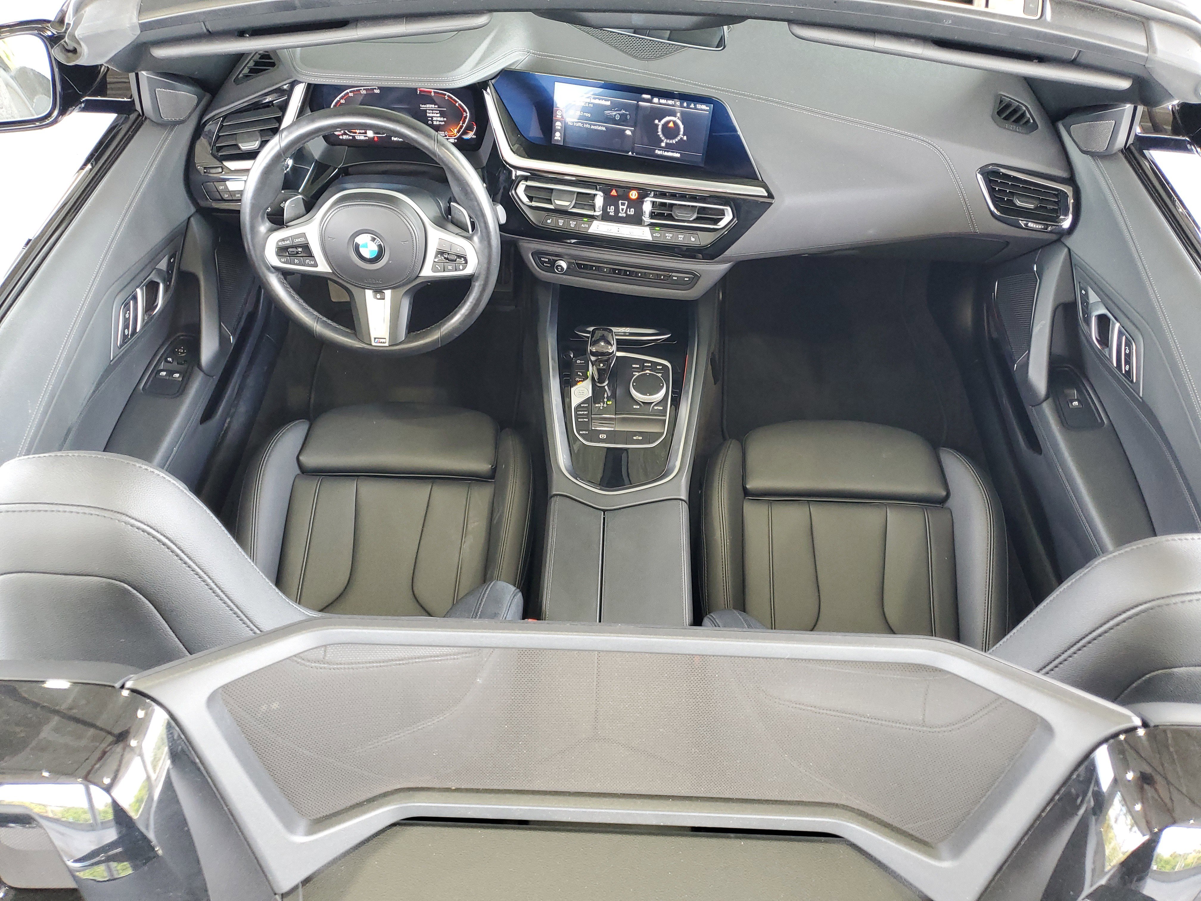 Used 2025 BMW Z4 sDrive30i RWD image 9