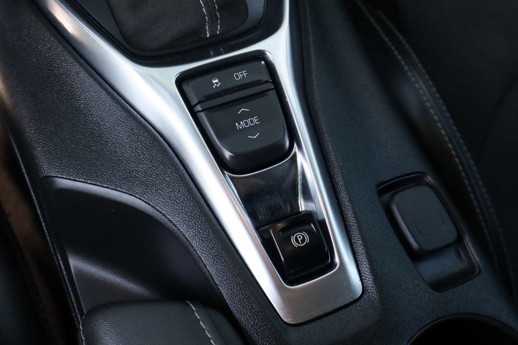 Used 2021 Chevrolet Camaro SS RWD image 34