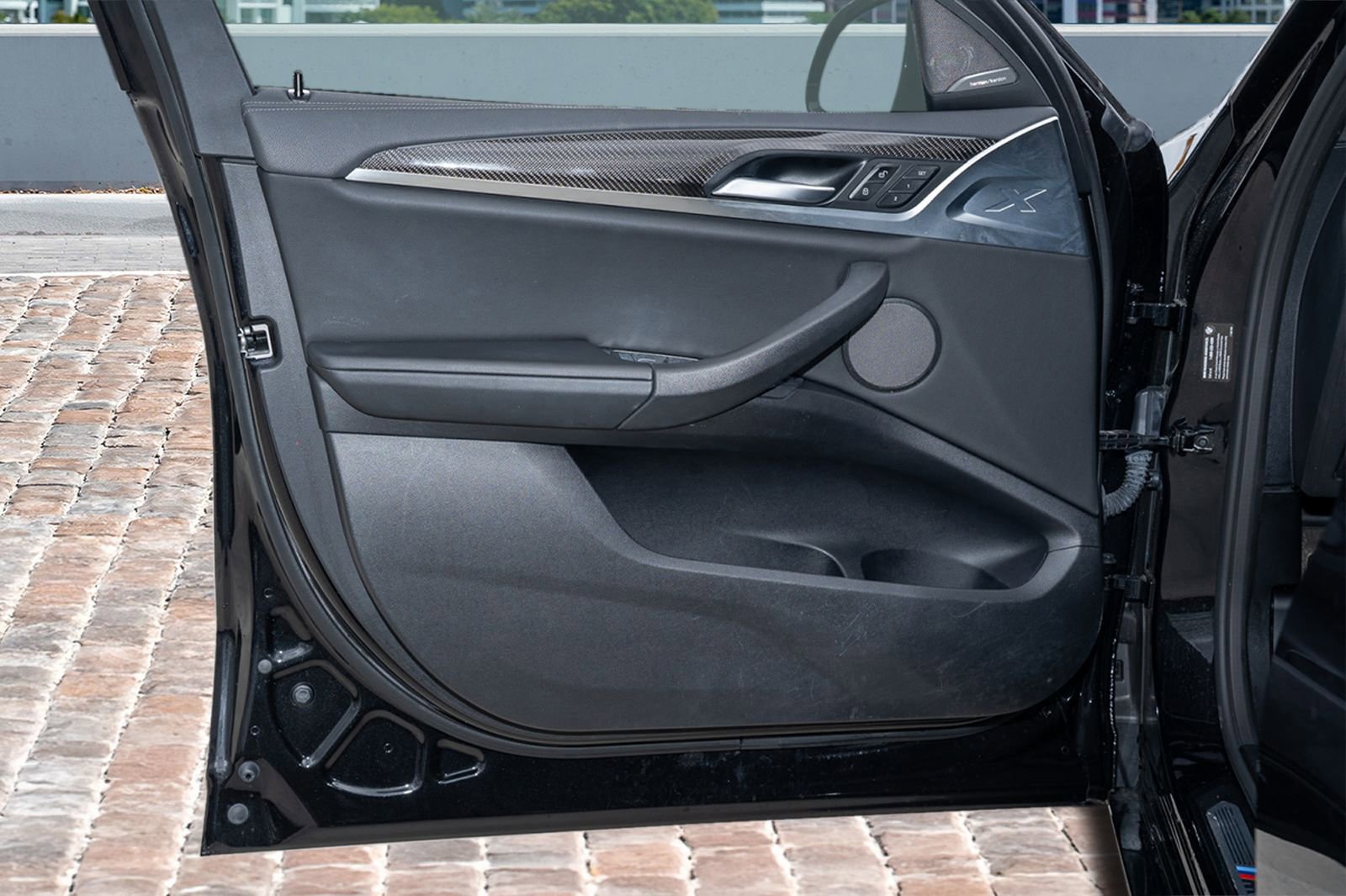 Used 2024 BMW X4 M40i image 12