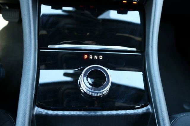 Used 2025 Jeep Grand Cherokee Laredo X image 25