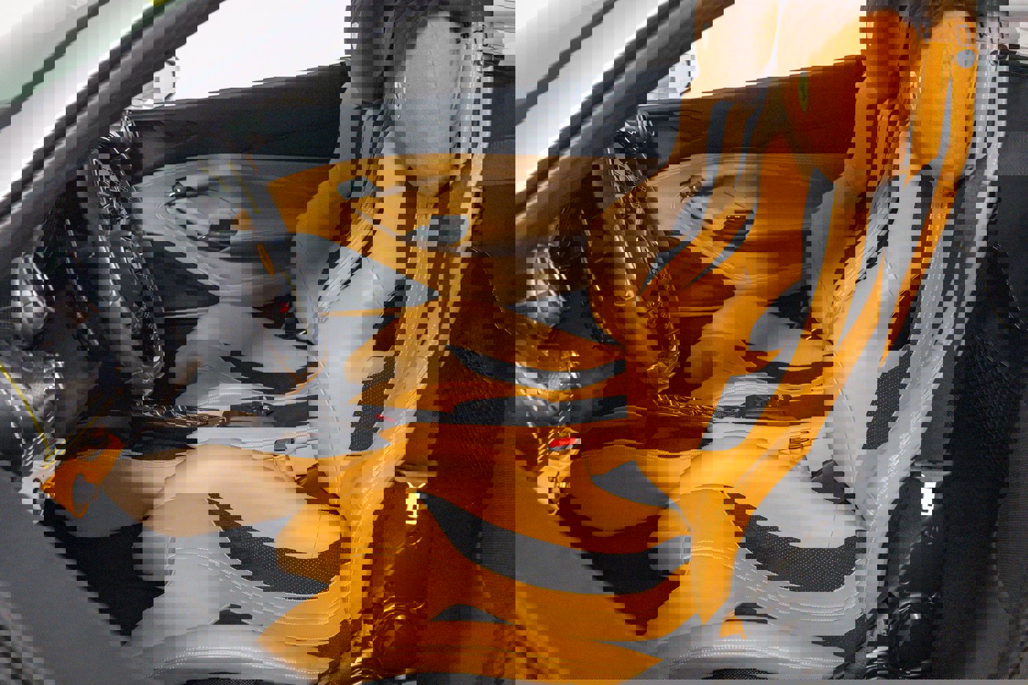 Used 2021 Ferrari F8 Tributo image 31