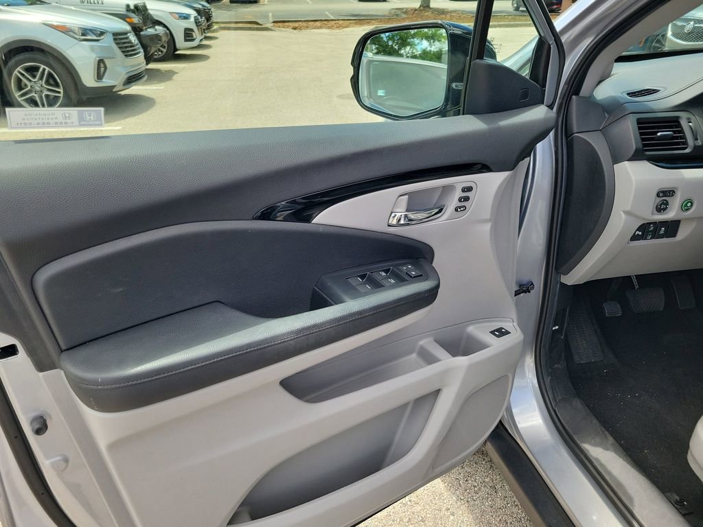 Used 2021 Honda Pilot Elite image 26