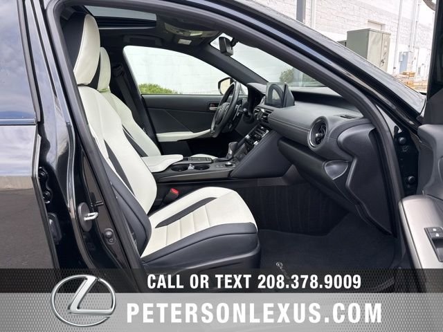 Used 2023 Lexus IS 500 image 13