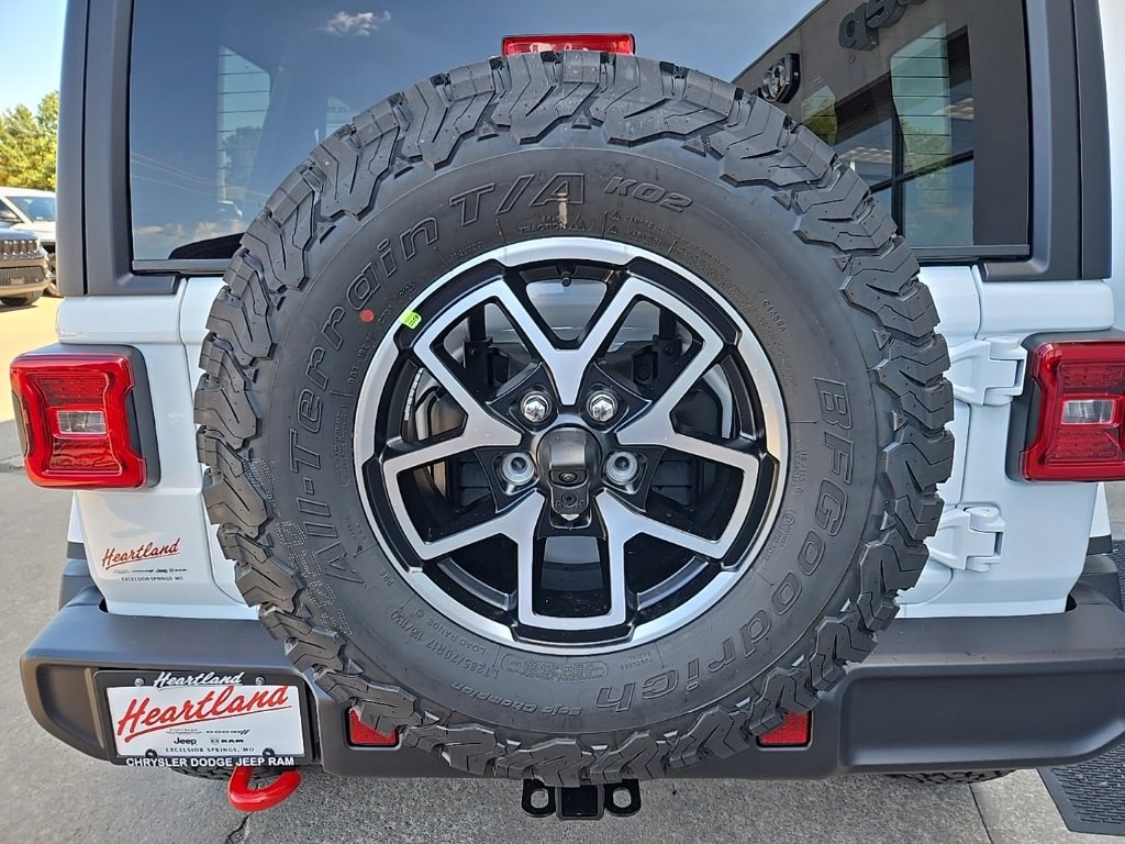 New 2025 Jeep Wrangler Unlimited Rubicon image 24