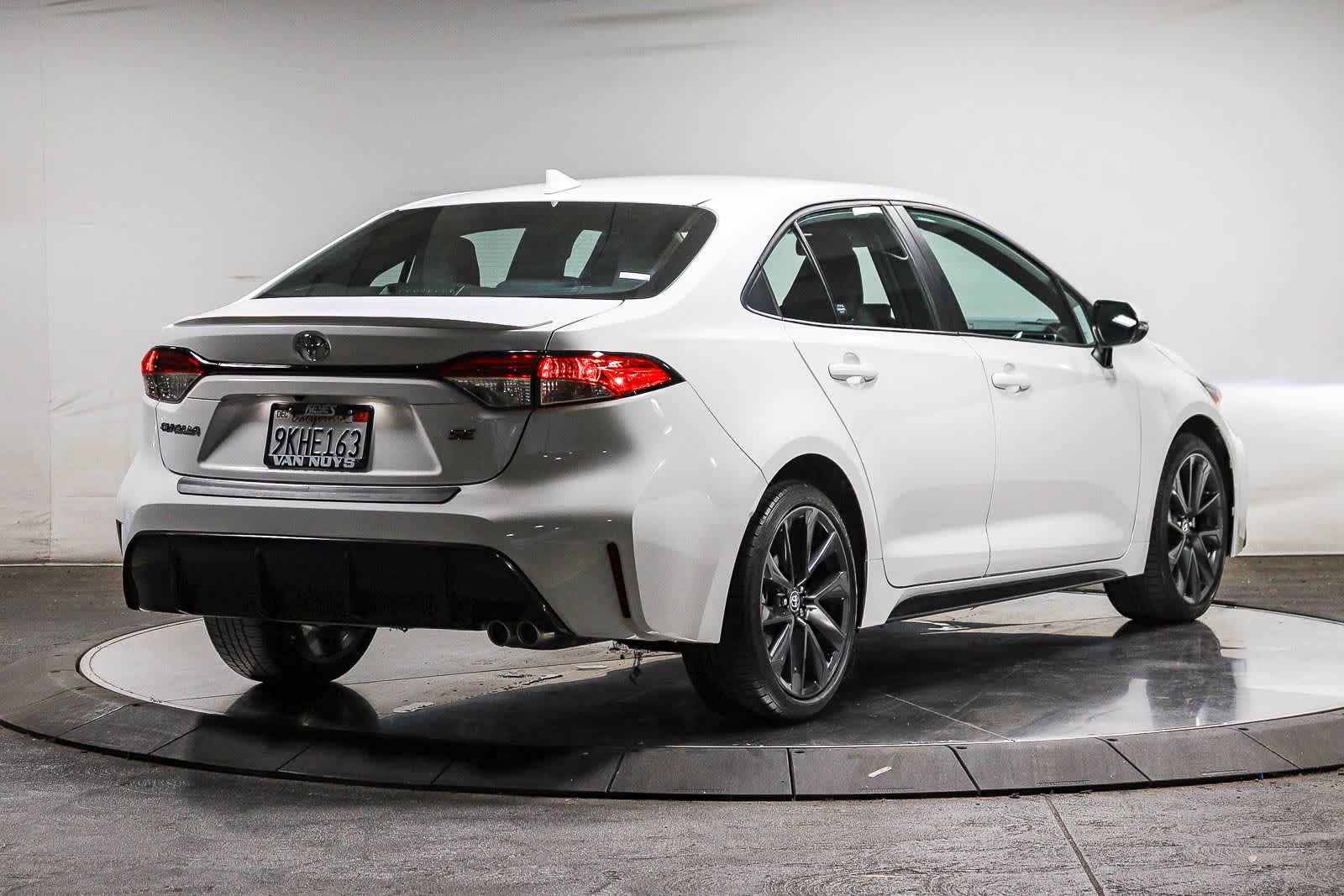 Certified 2024 Toyota Corolla SE FWD image 5