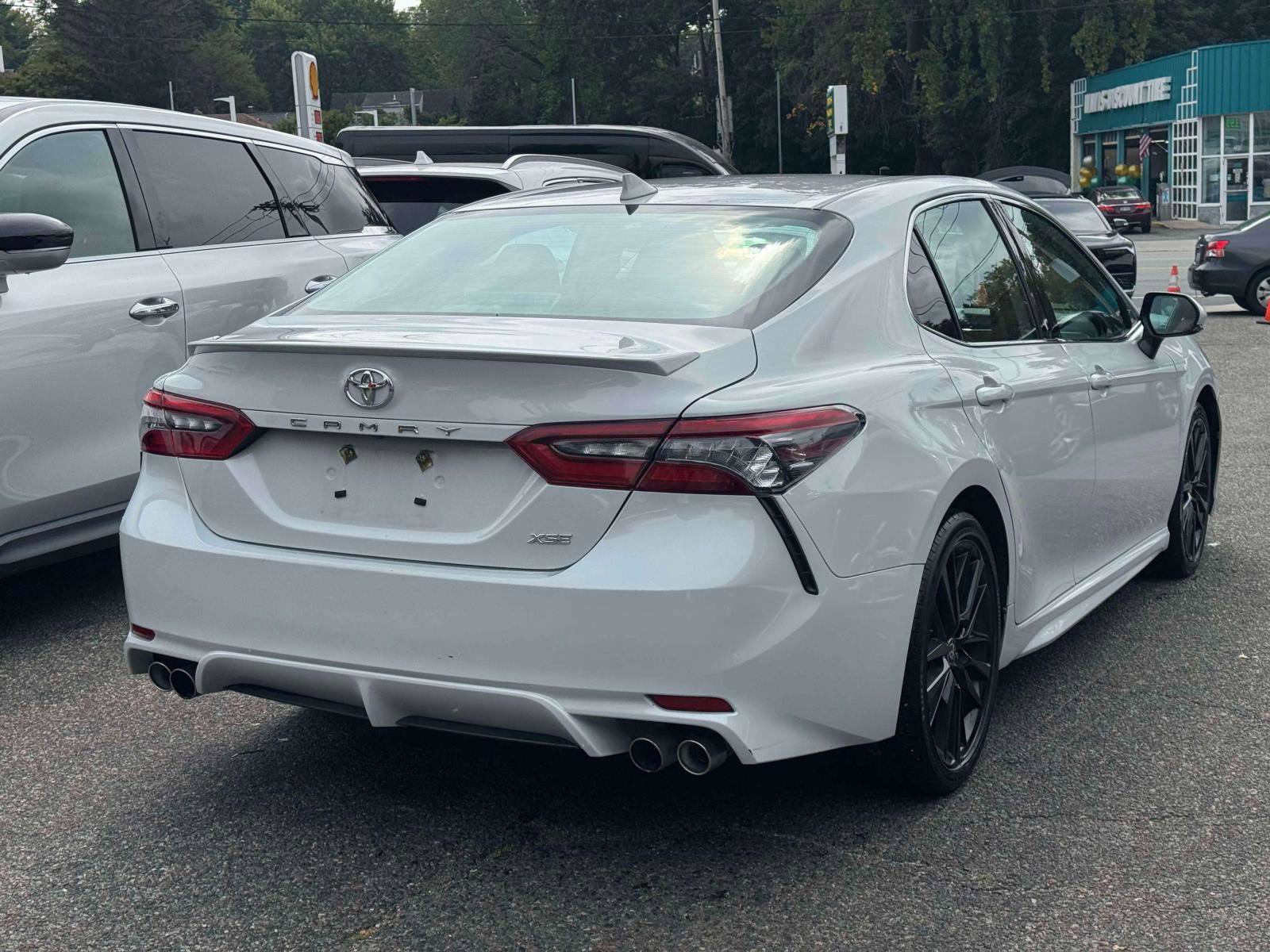 Used 2023 Toyota Camry XSE image 5