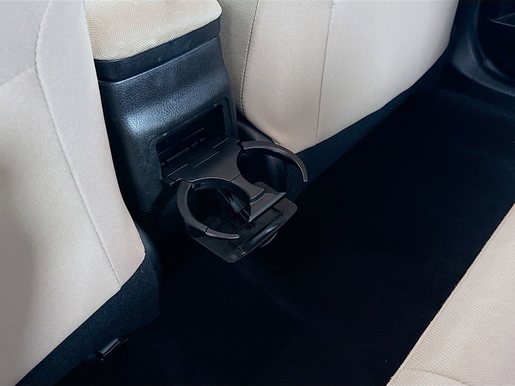 Used 2014 Toyota Corolla LE image 22