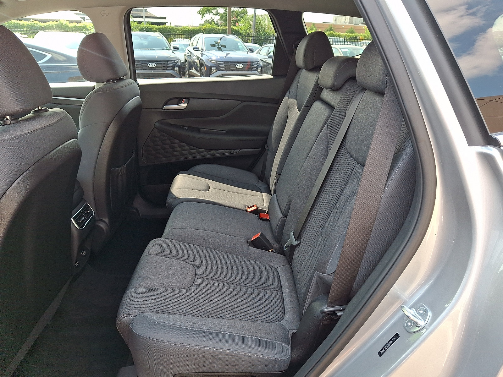 Certified 2023 Hyundai Santa Fe SEL AWD/4WD image 10