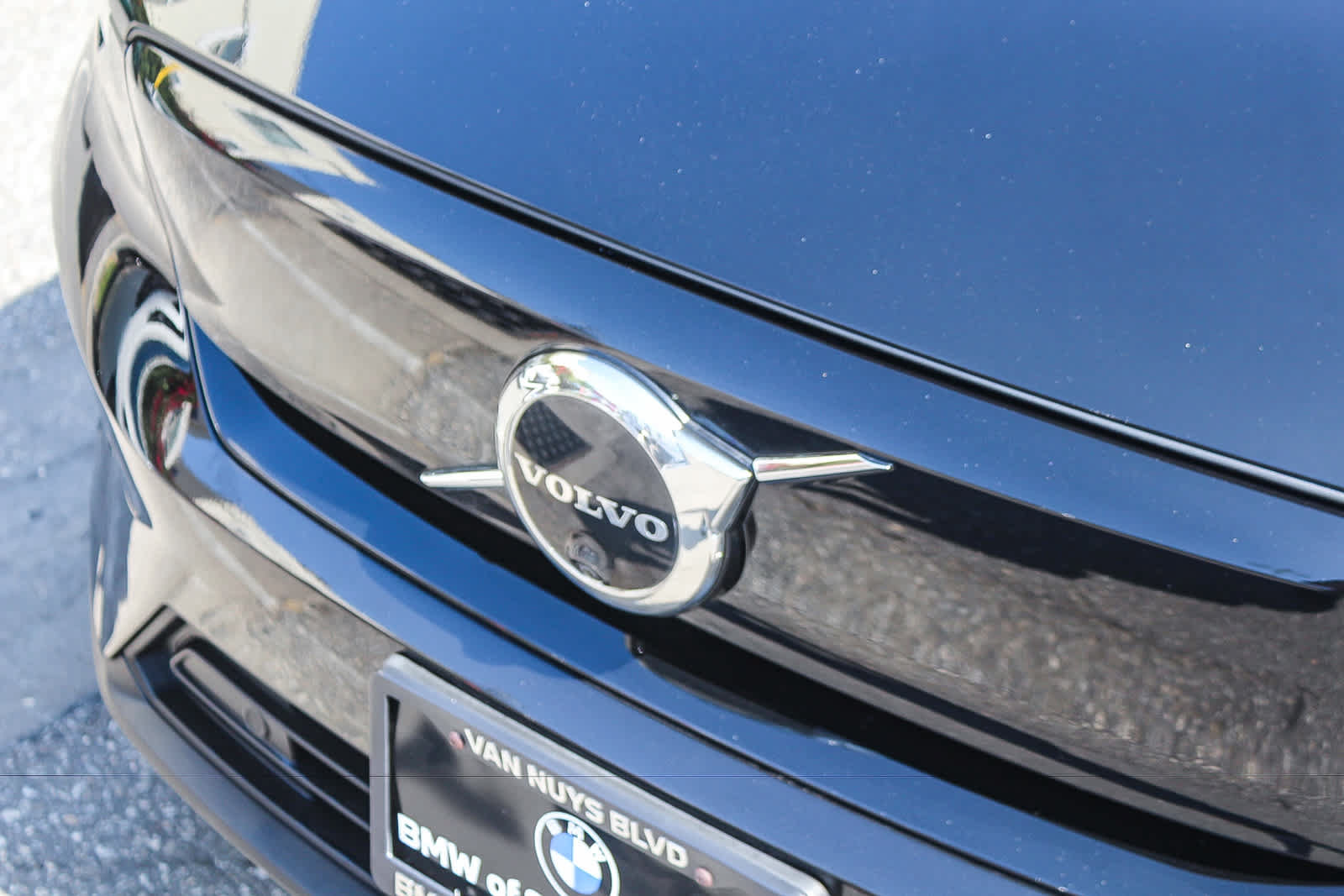 Used 2023 Volvo C40 P8 Recharge Ultimate w/ Protection Package Premier AWD/4WD image 11