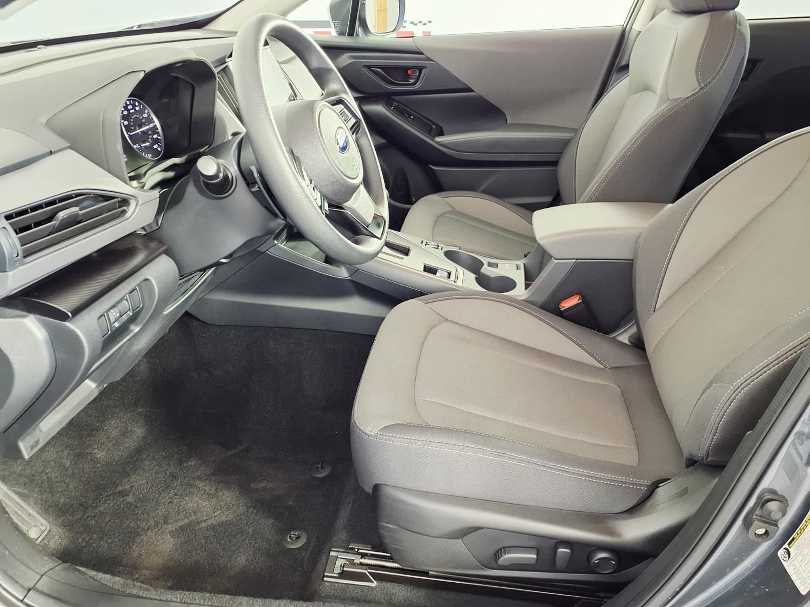 Used 2025 Subaru Crosstrek 2.0i Premium image 13