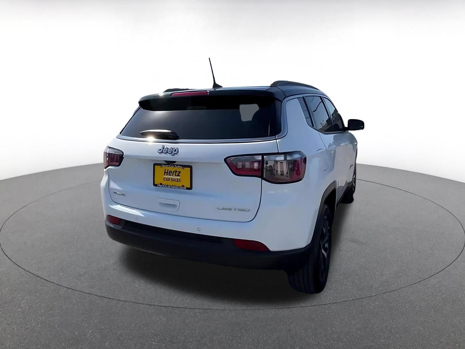 Used 2025 Jeep Compass Limited AWD/4WD image 15