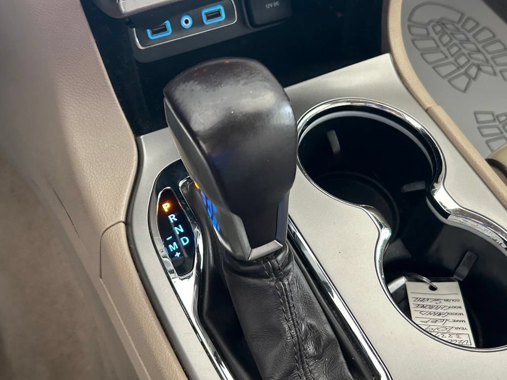 Used 2019 Jeep Grand Cherokee Overland RWD image 9
