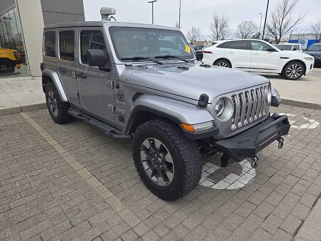 Used 2018 Jeep Wrangler Unlimited Sahara image 3