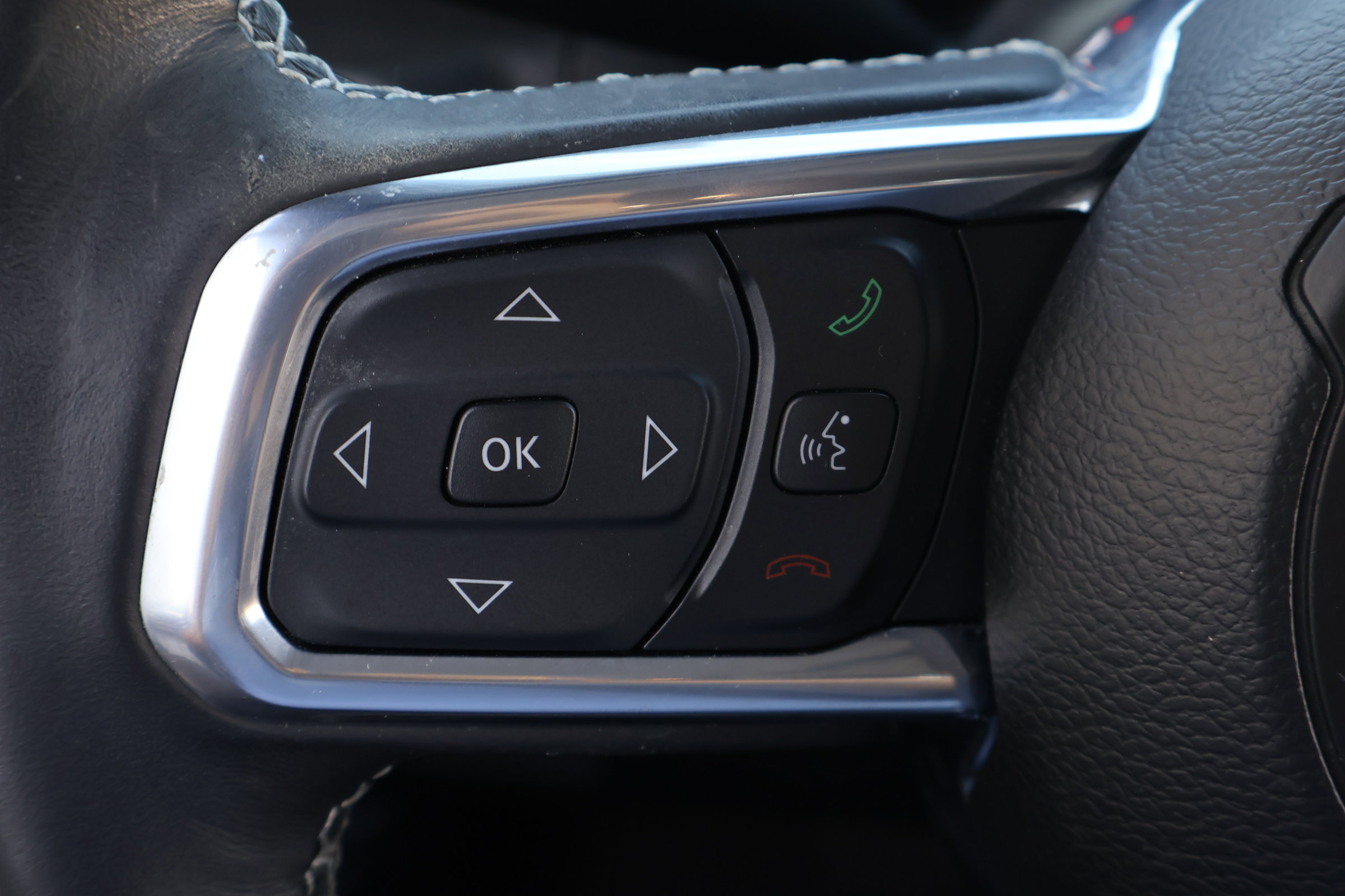 Used 2023 Jeep Wrangler Sahara w/ Cold Weather Group image 24