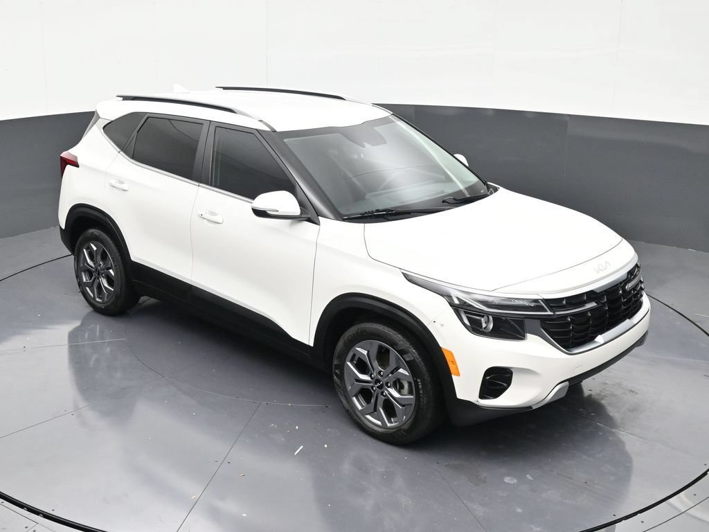 Used 2024 Kia Seltos S FWD image 18