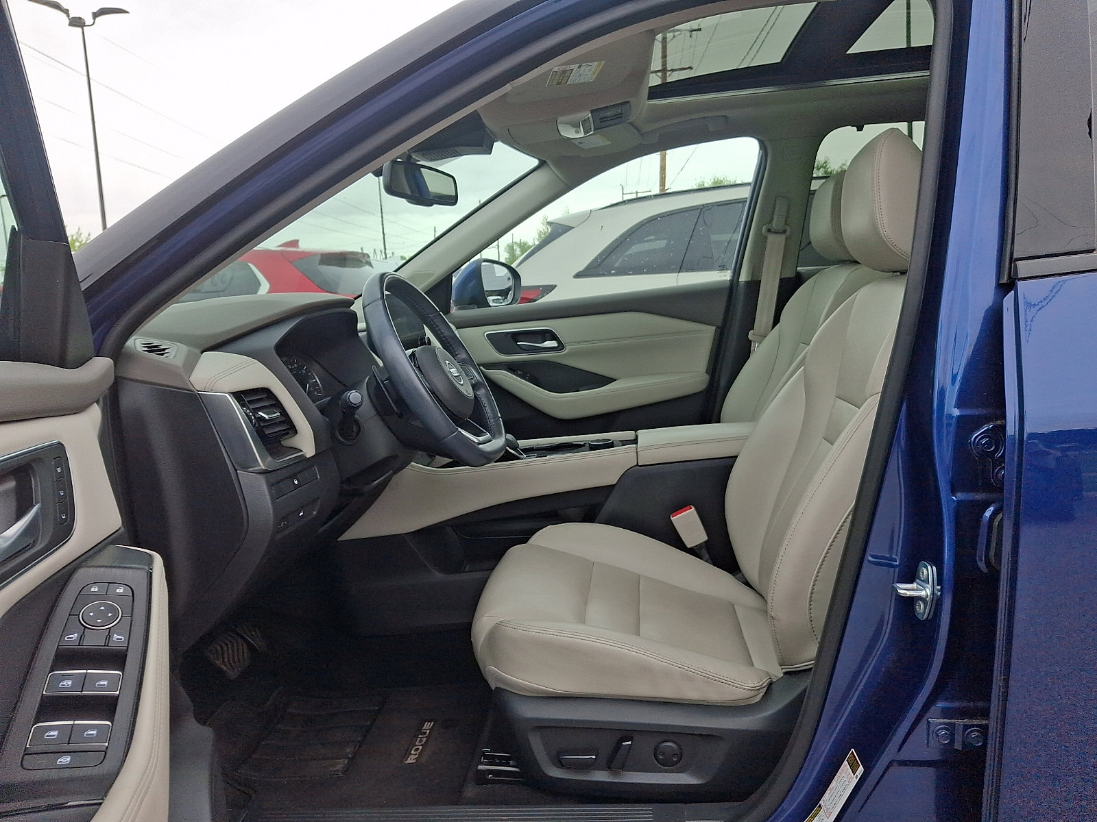 Used 2021 Nissan Rogue SL w/ Premium Package AWD/4WD image 13