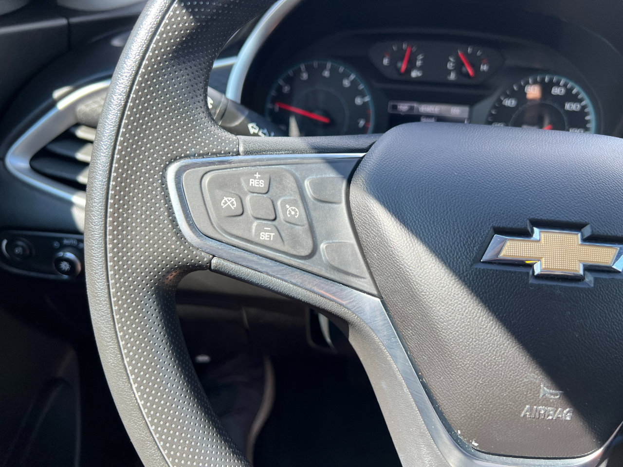 Used 2020 Chevrolet Malibu LS image 31