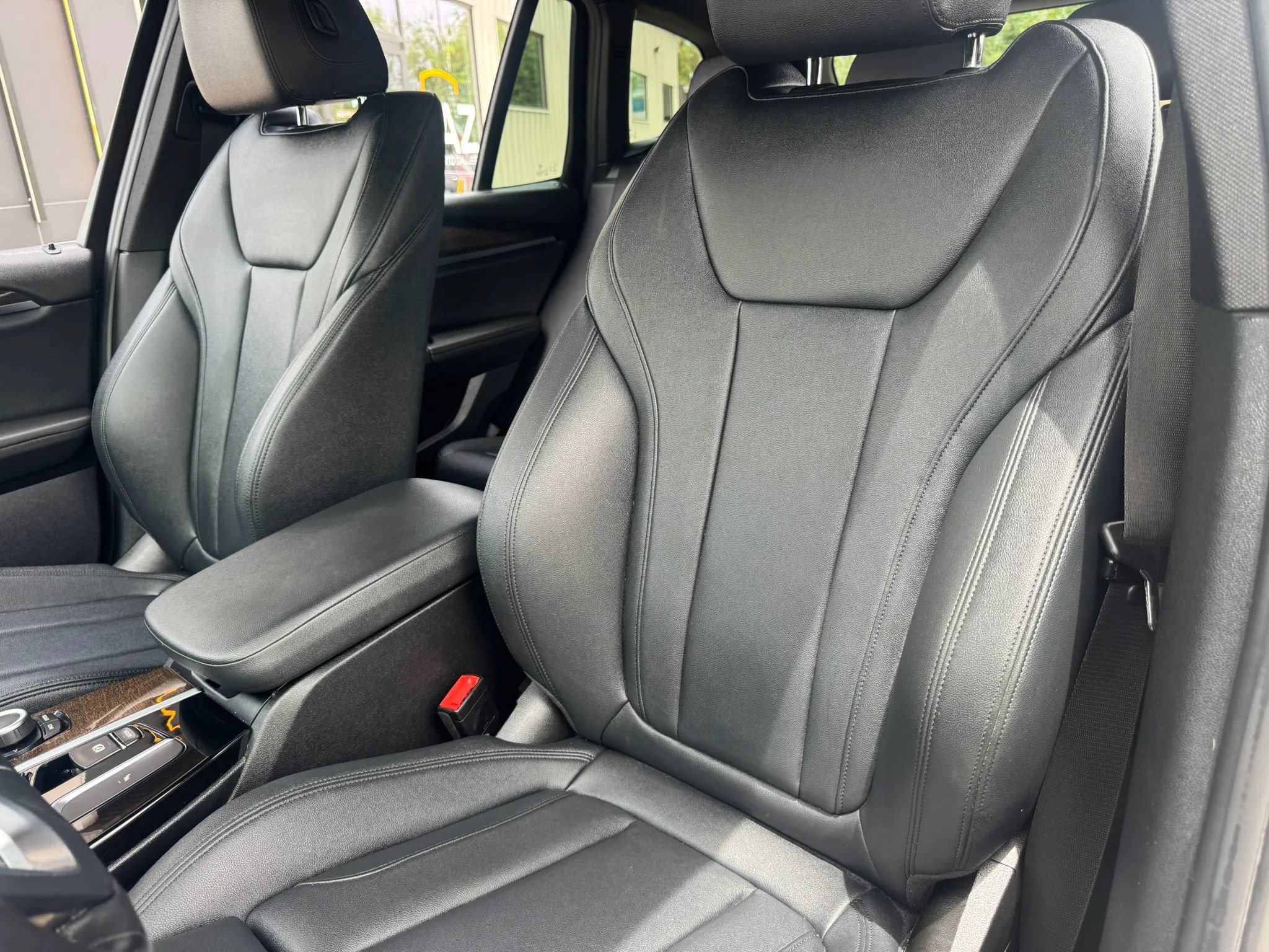 Used 2019 BMW X3 sDrive30i w/ Driving Assistance Package RWD image 17