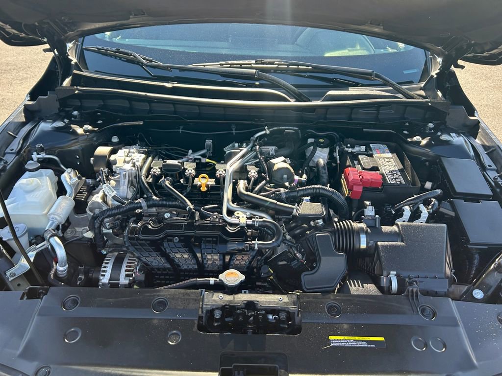 Used 2025 Nissan Altima 2.5 SV image 30