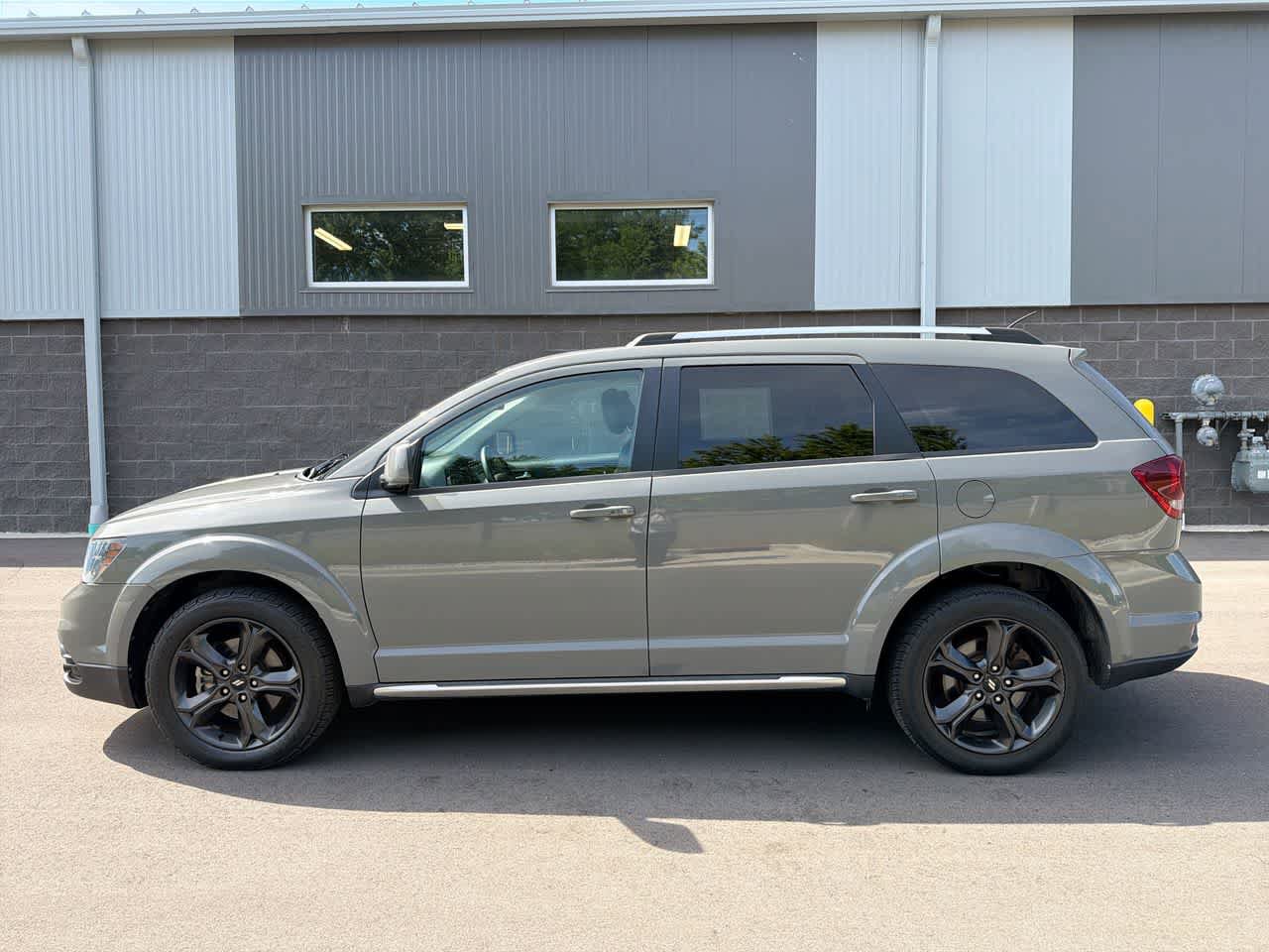 Used 2019 Dodge Journey Crossroad FWD image 10