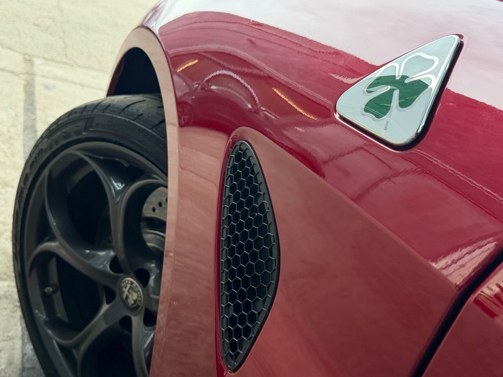 Used 2024 Alfa Romeo Giulia Quadrifoglio RWD image 31