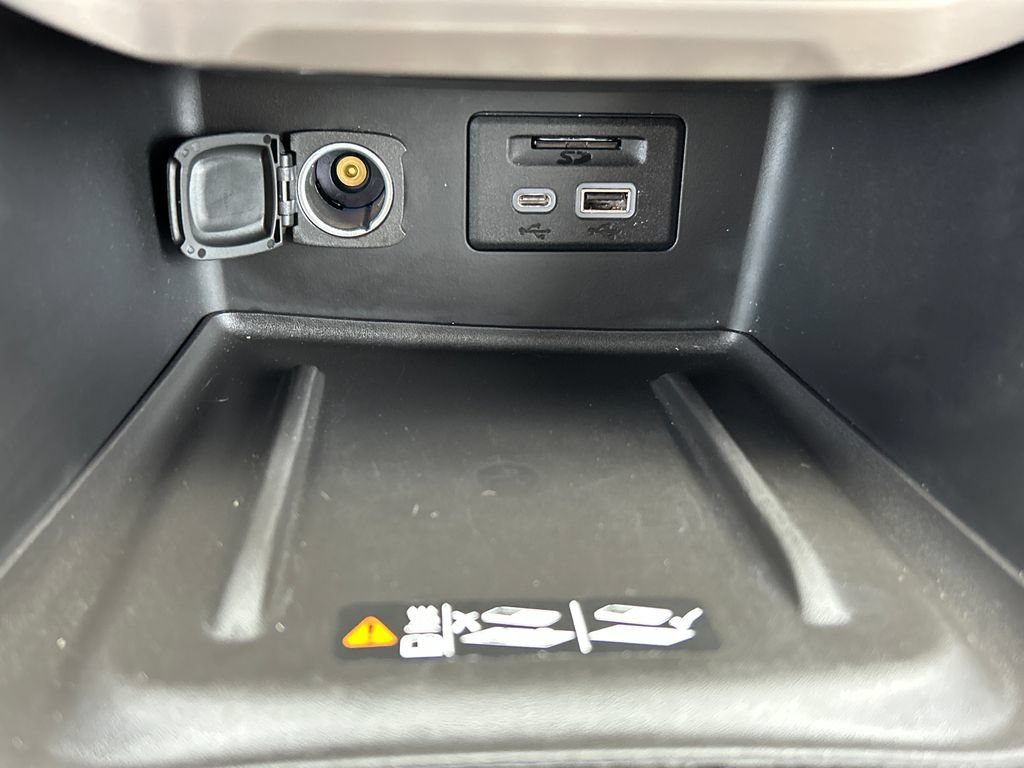Used 2020 GMC Acadia Denali w/ Technology Package AWD/4WD image 14