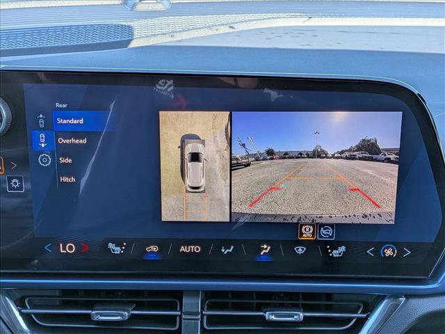 New 2026 Chevrolet Equinox EV LT FWD image 12
