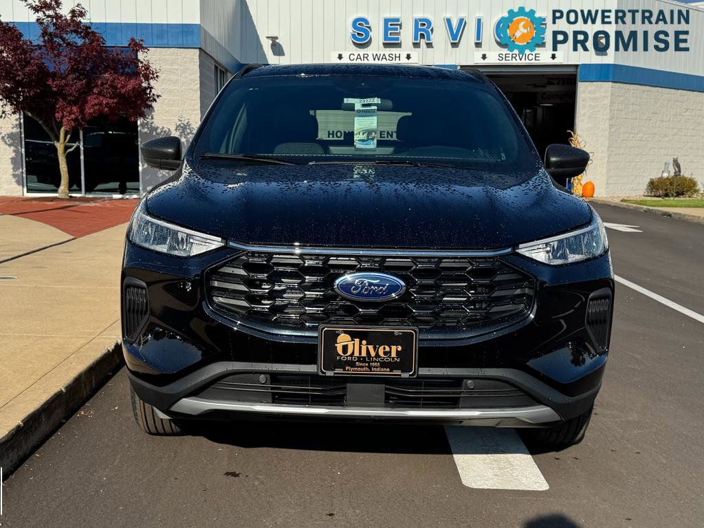 New 2026 Ford Escape ST-Line image 2