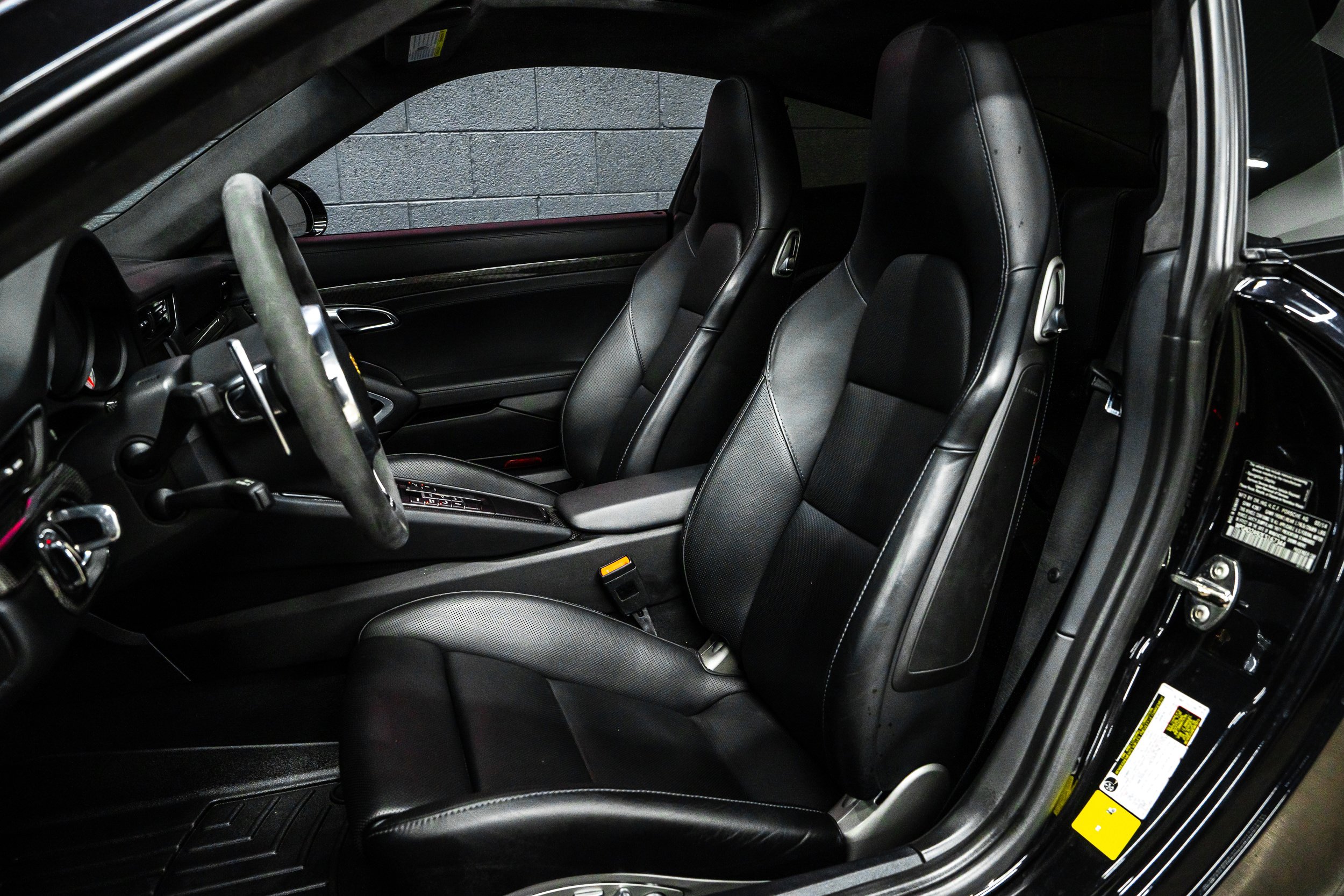 Used 2014 Porsche 911 Turbo S AWD/4WD image 5