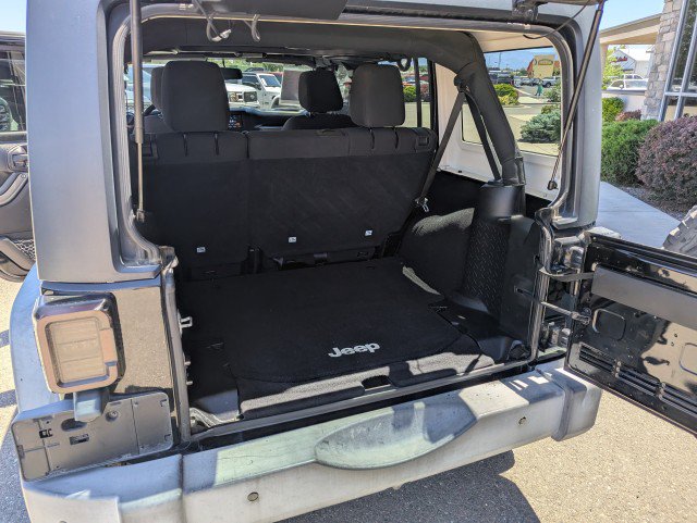 Used 2016 Jeep Wrangler Unlimited Sport w/ Quick Order Package 24S AWD/4WD image 24