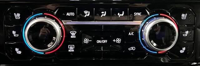 Used 2024 GMC Sierra 3500 SLT w/ SLT Convenience Package image 38