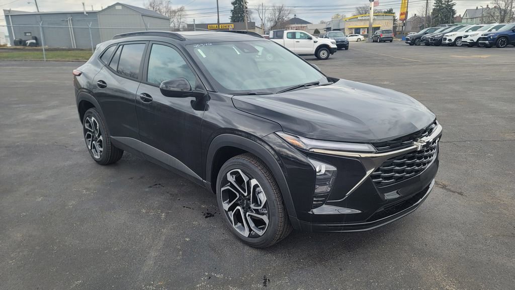 New 2026 Chevrolet Trax RS w/ Sunroof Package image 16
