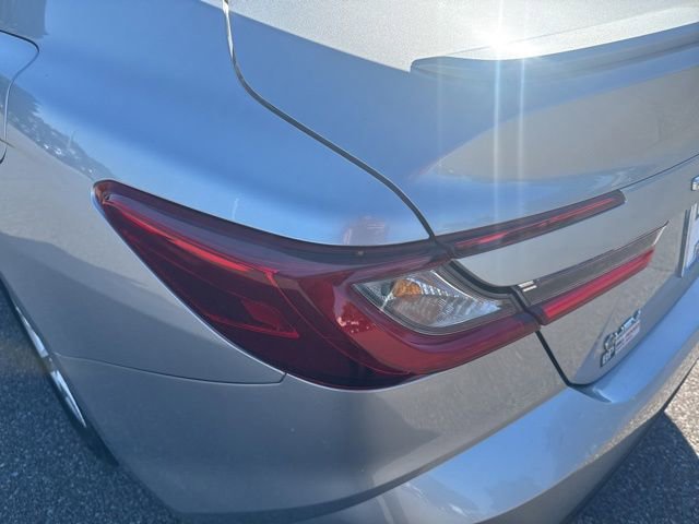 Used 2025 Toyota Camry LE w/ Convenience Package FWD image 10