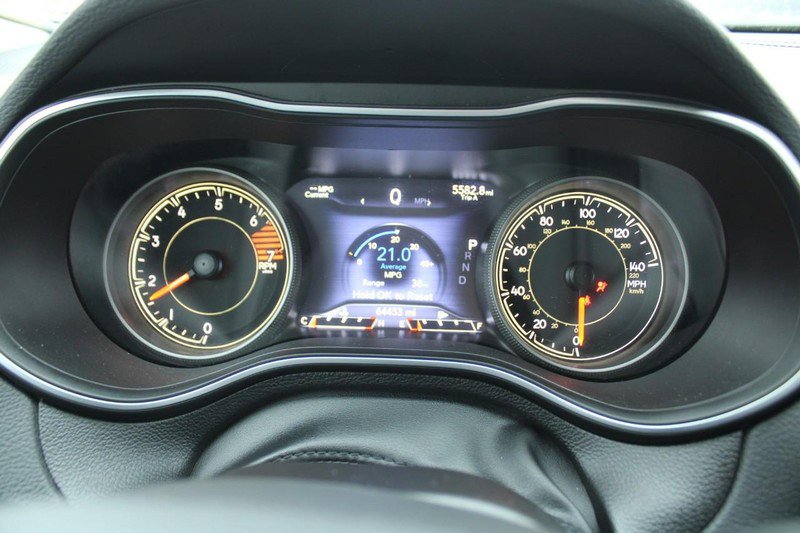 Used 2023 Jeep Cherokee Altitude Lux image 18