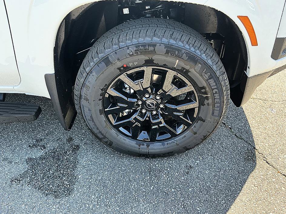 New 2026 Nissan Frontier SV image 10