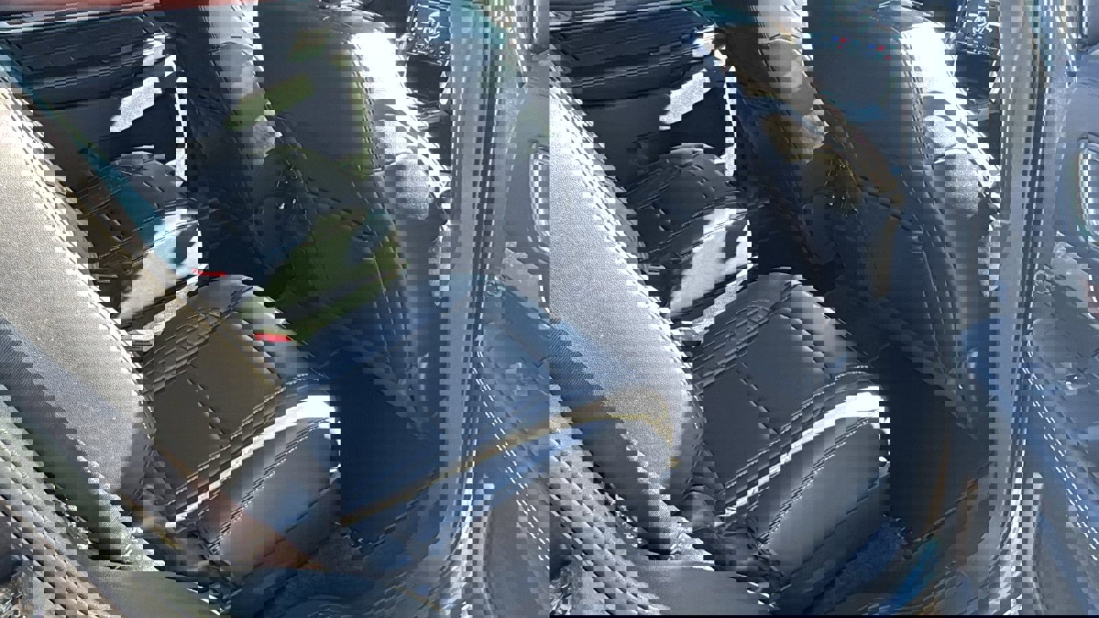 Used 2017 Ford Explorer Platinum image 23