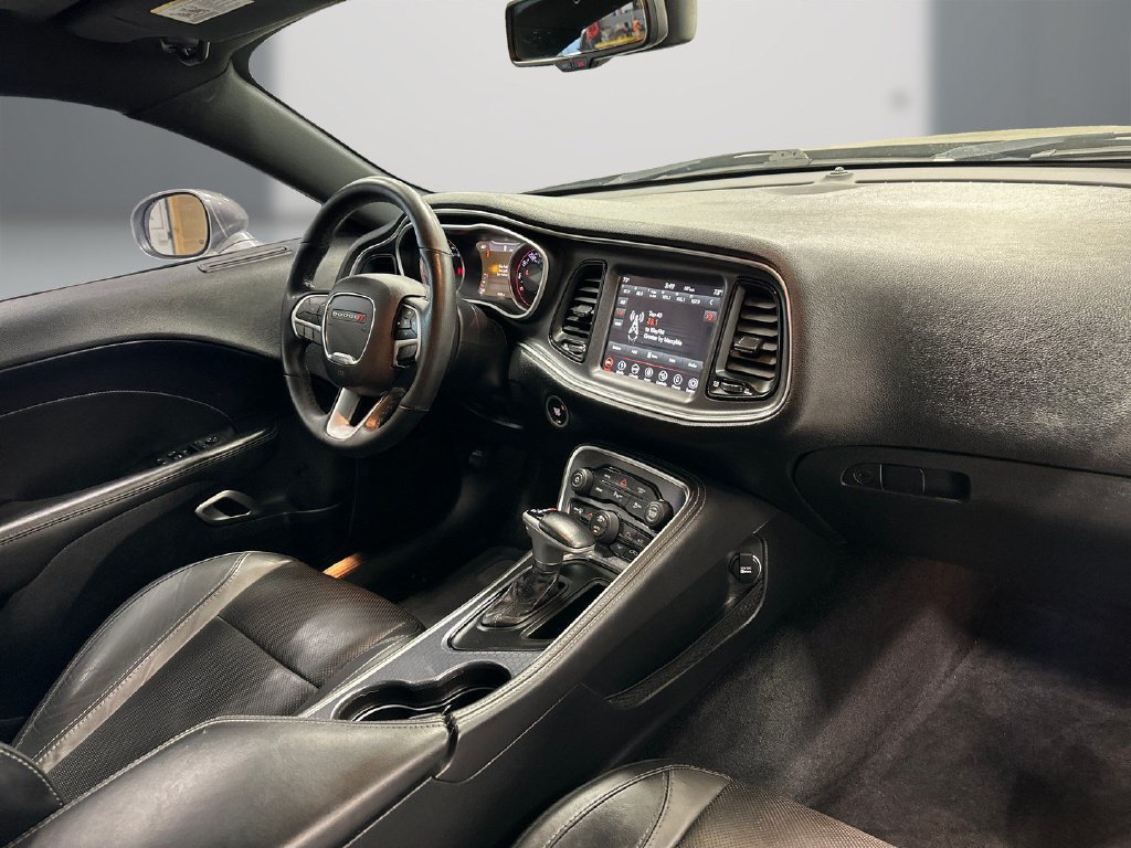Used 2018 Dodge Challenger R/T Plus RWD image 16