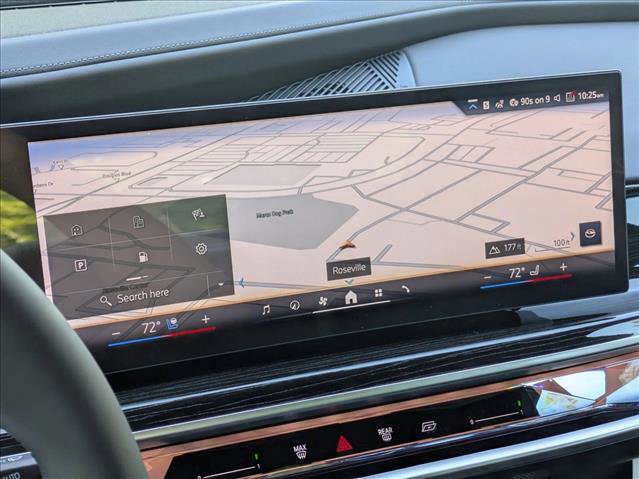 New 2026 BMW 750e xDrive w/ Premium Package image 13