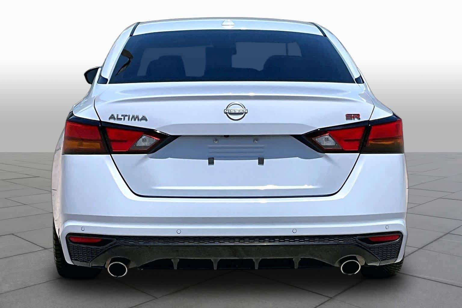 Used 2023 Nissan Altima 2.5 SR FWD image 5