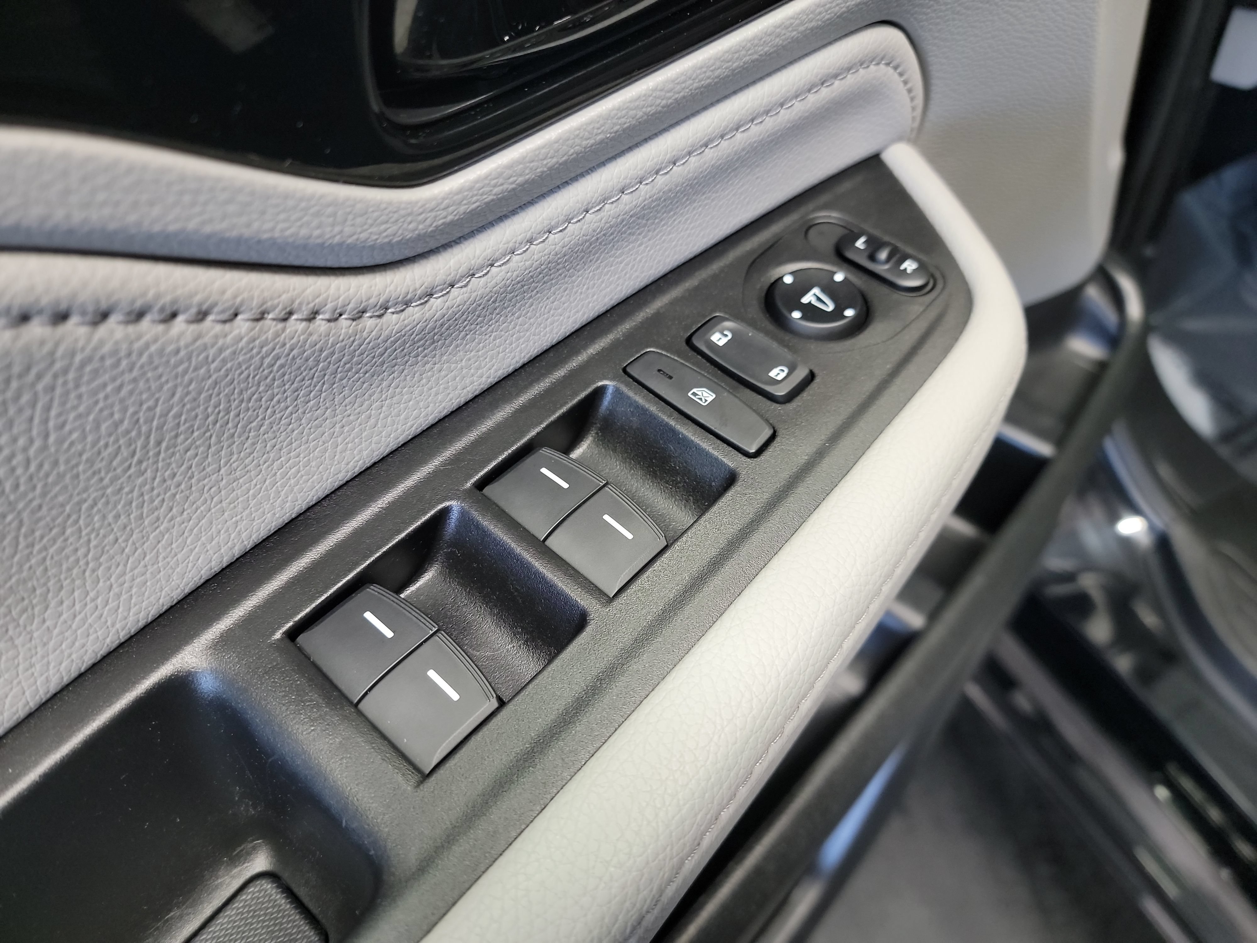 Used 2022 Honda Odyssey Touring image 14