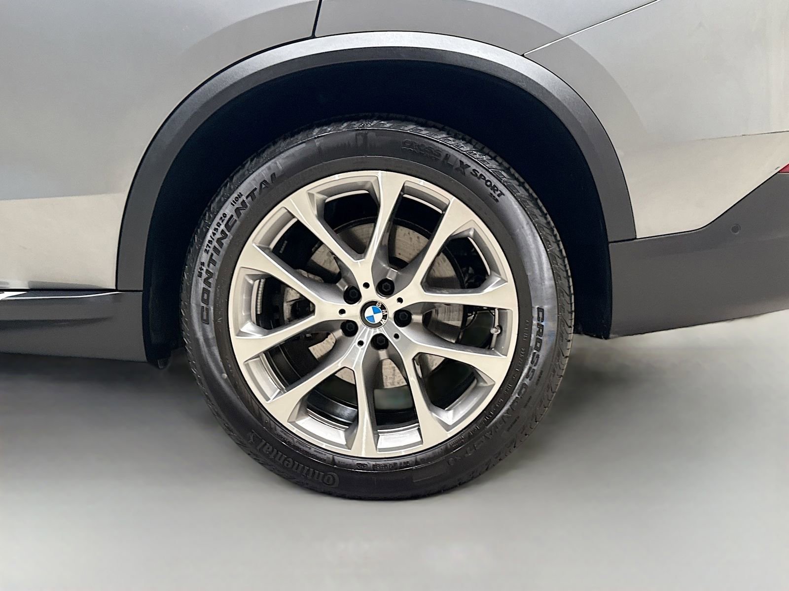 Used 2026 BMW X5 xDrive40i AWD/4WD image 36
